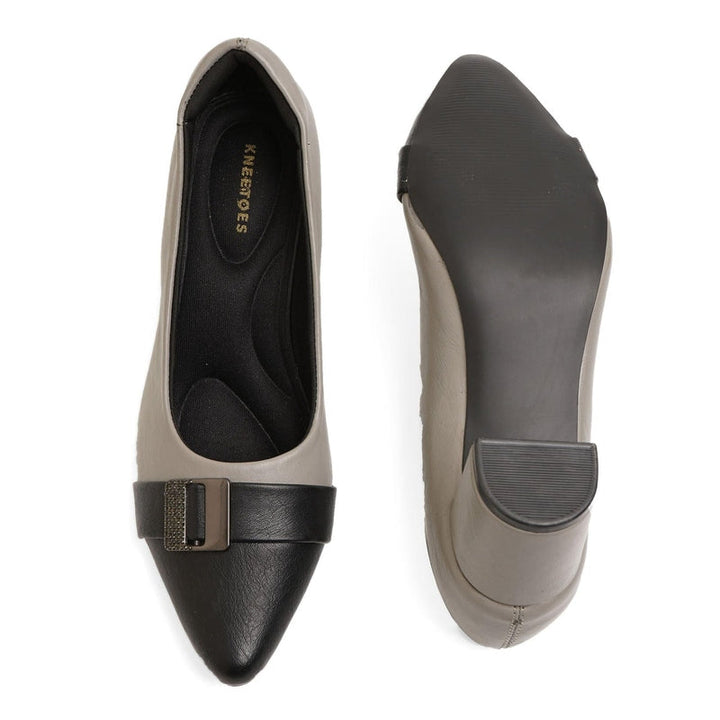 Two-tone Grey Buckled Block Pumps