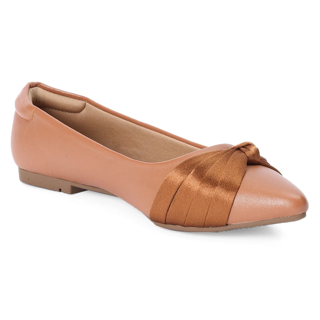 Comfortable Brown Pointed-Toe Ballerinas