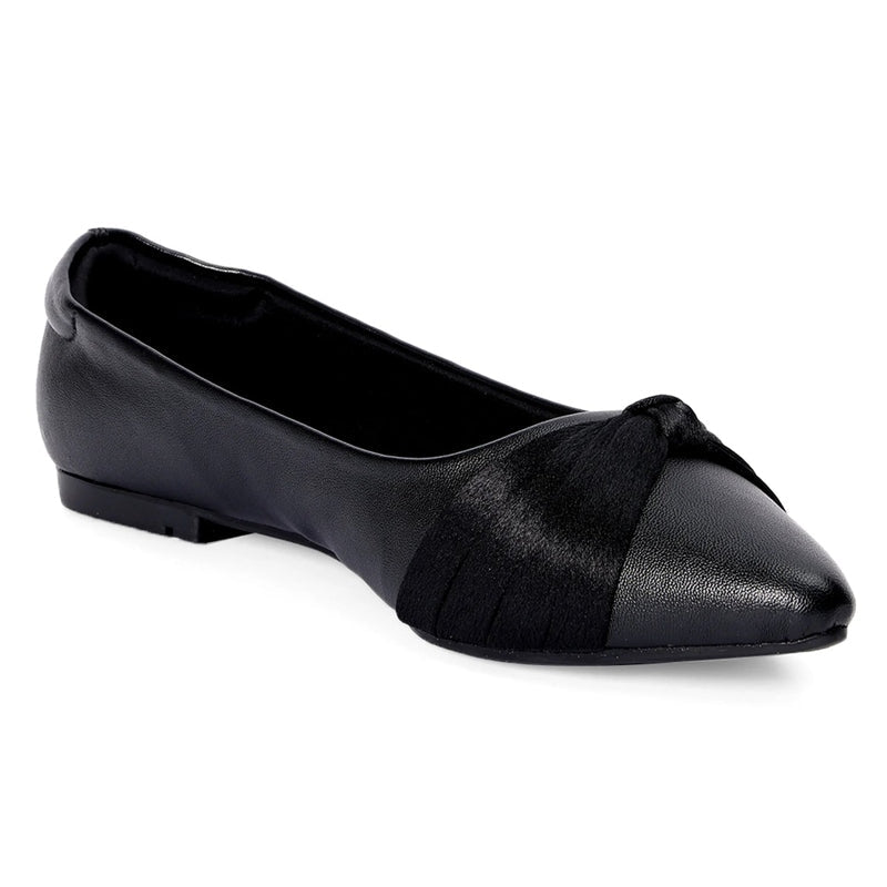Comfortable Black Pointed-Toe Ballerinas