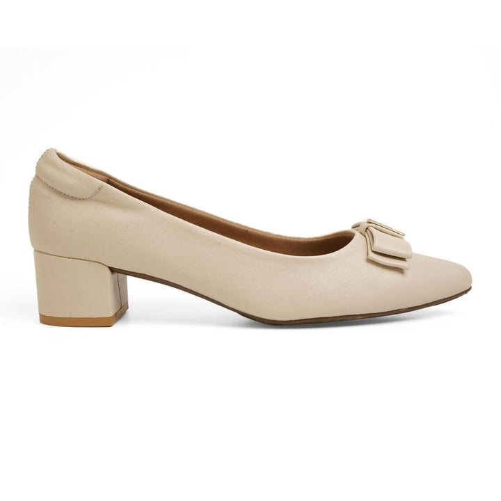 Bow Belle Off-White Workwear Pumps
