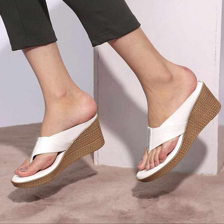 Crema- Thong Sandals