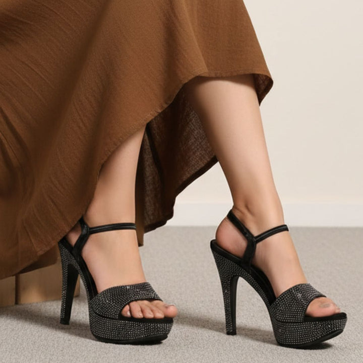 Tiara - Black Stiletto